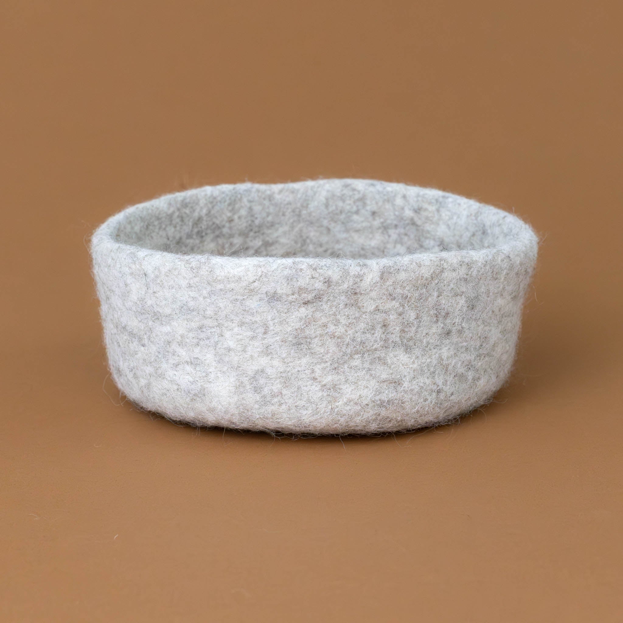 felt-dish--heather-grey---medium