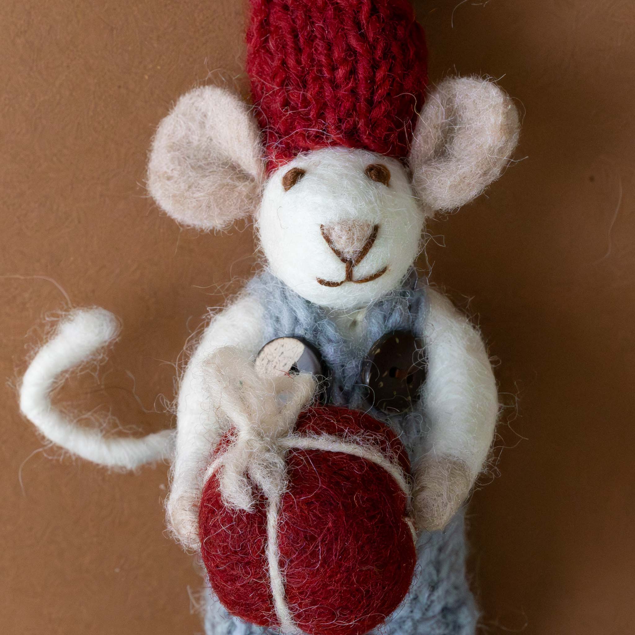 felted-white-mouse-ornament-blue-overalls-with-red-present