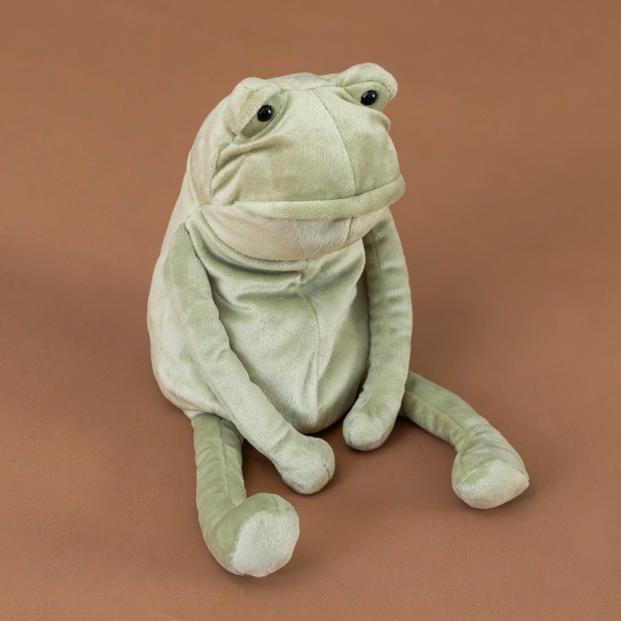 fergus-frog-1-soft-green-with-long-legs-and-arms