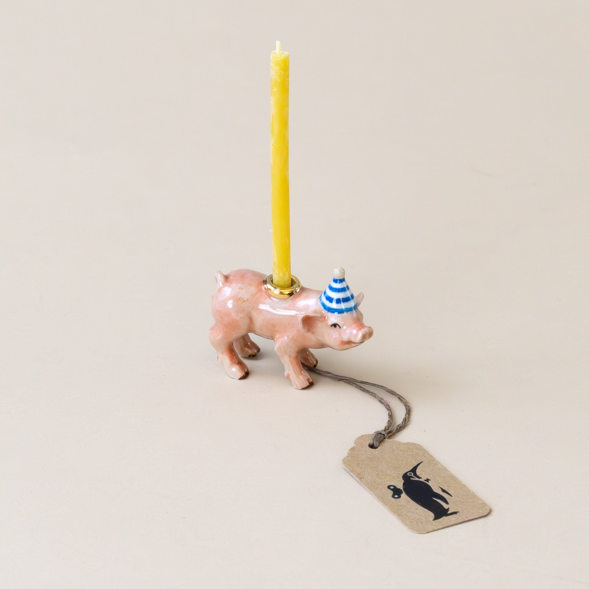 heirloom-porcelain-cake-topper-piglet