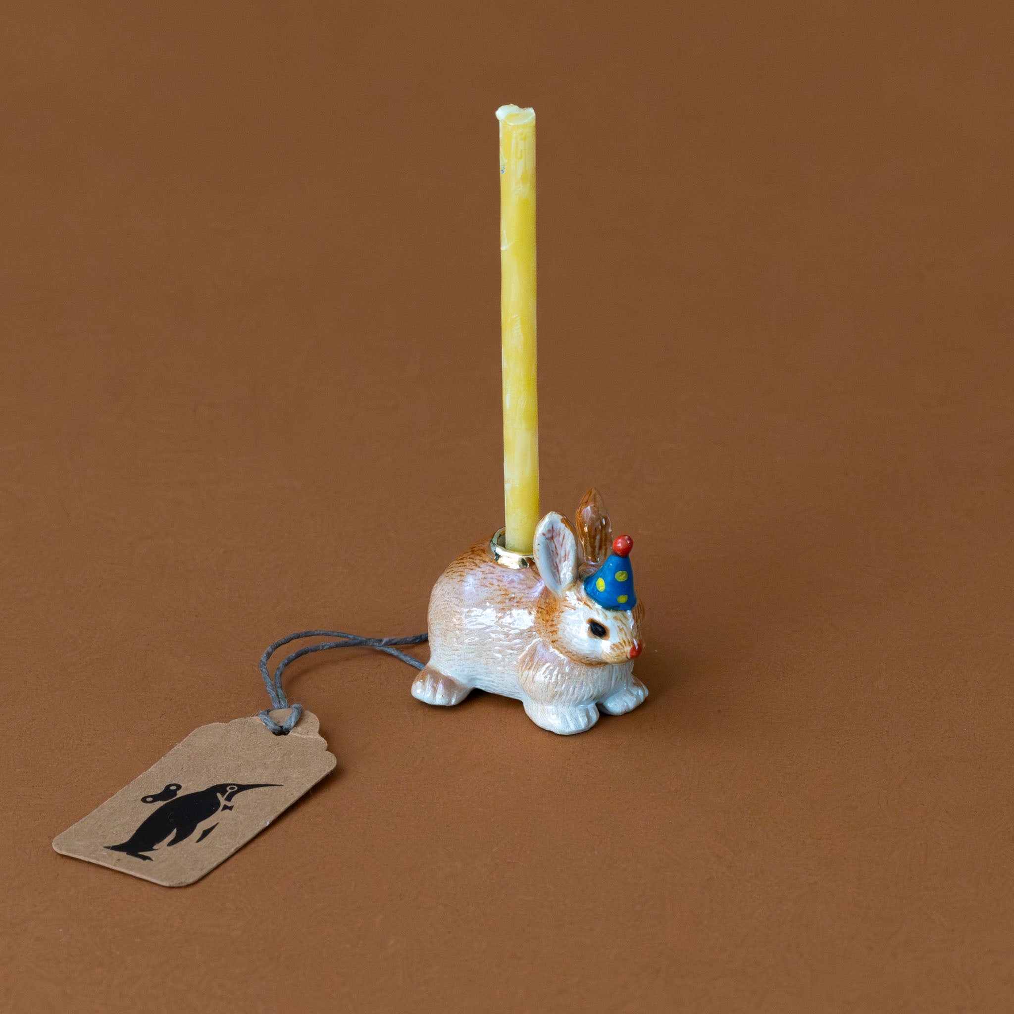 heirloom-porcelain-cake-topper-rabbit-with-candle