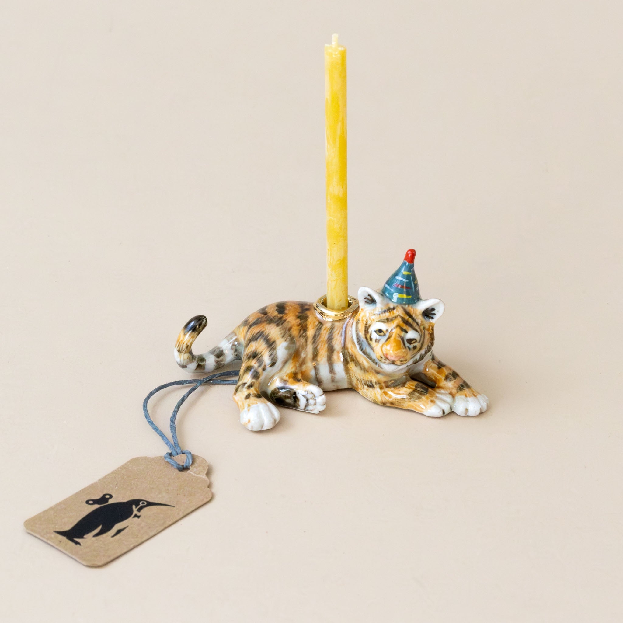 heirloom-porcelain-cake-topper-tiger-with-candle