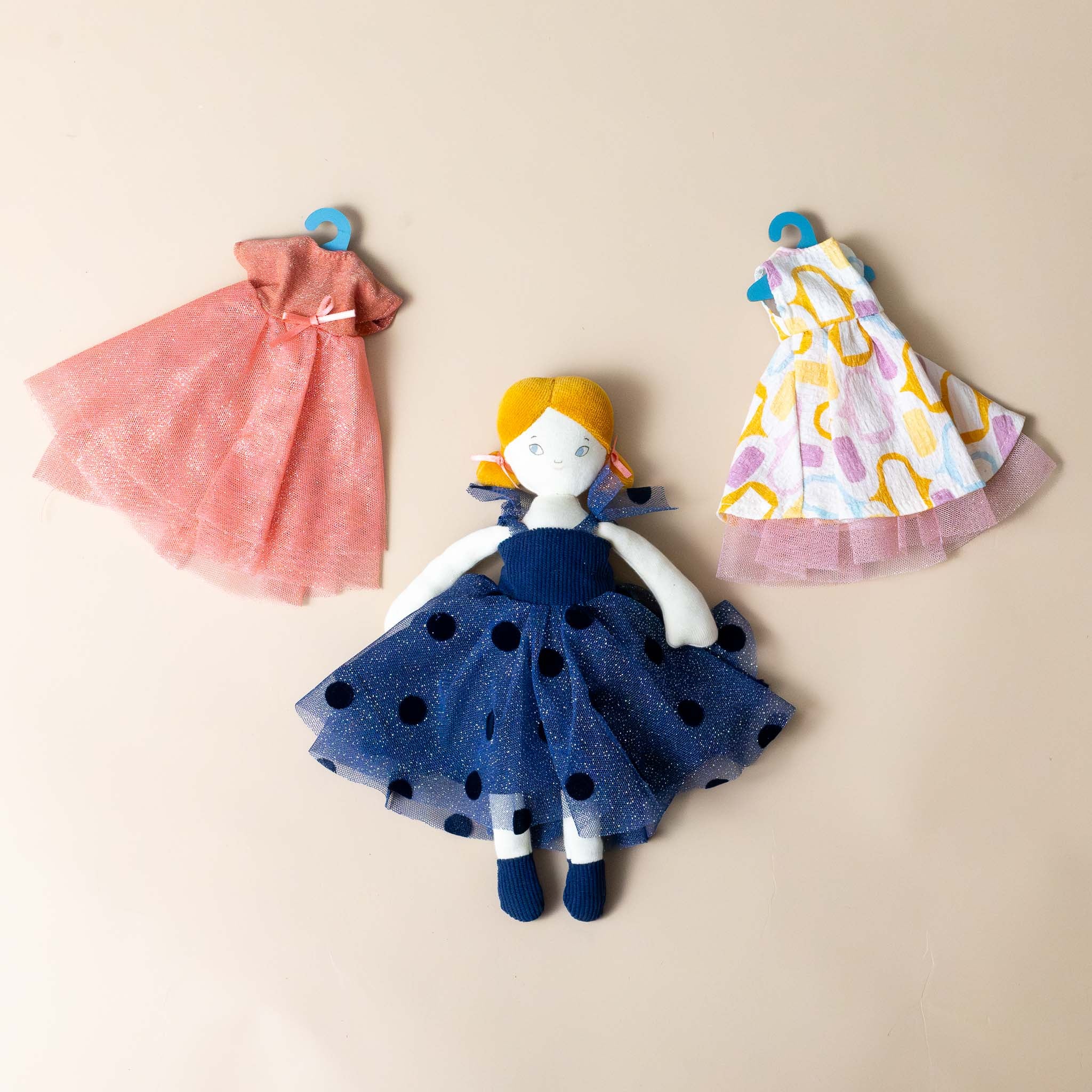 les-parisiennes-fancy-little-wardrobe-play-set-with-3-sparkling-dresses-doll-and-