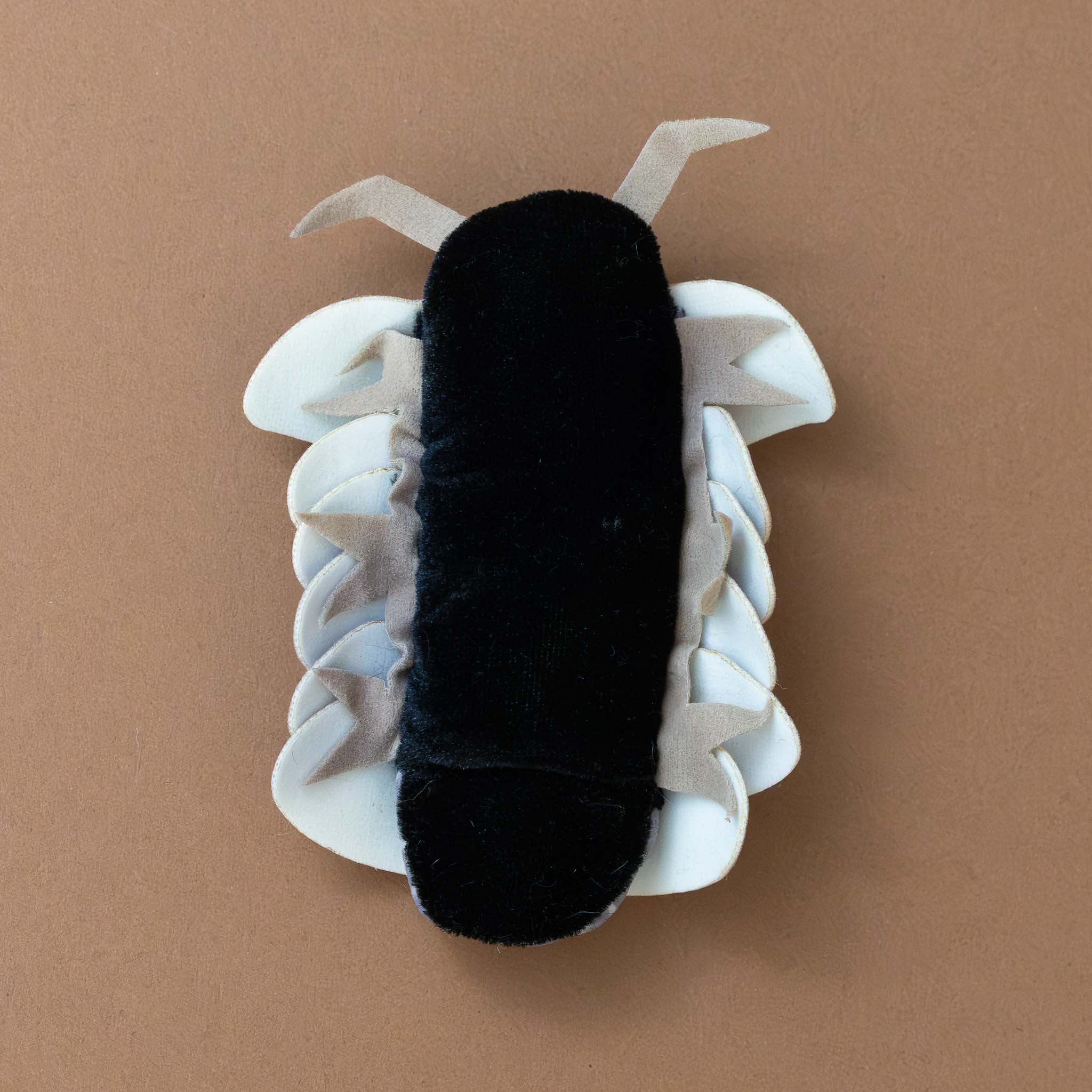 little-roly-poly-bug-finger-puppet-belly