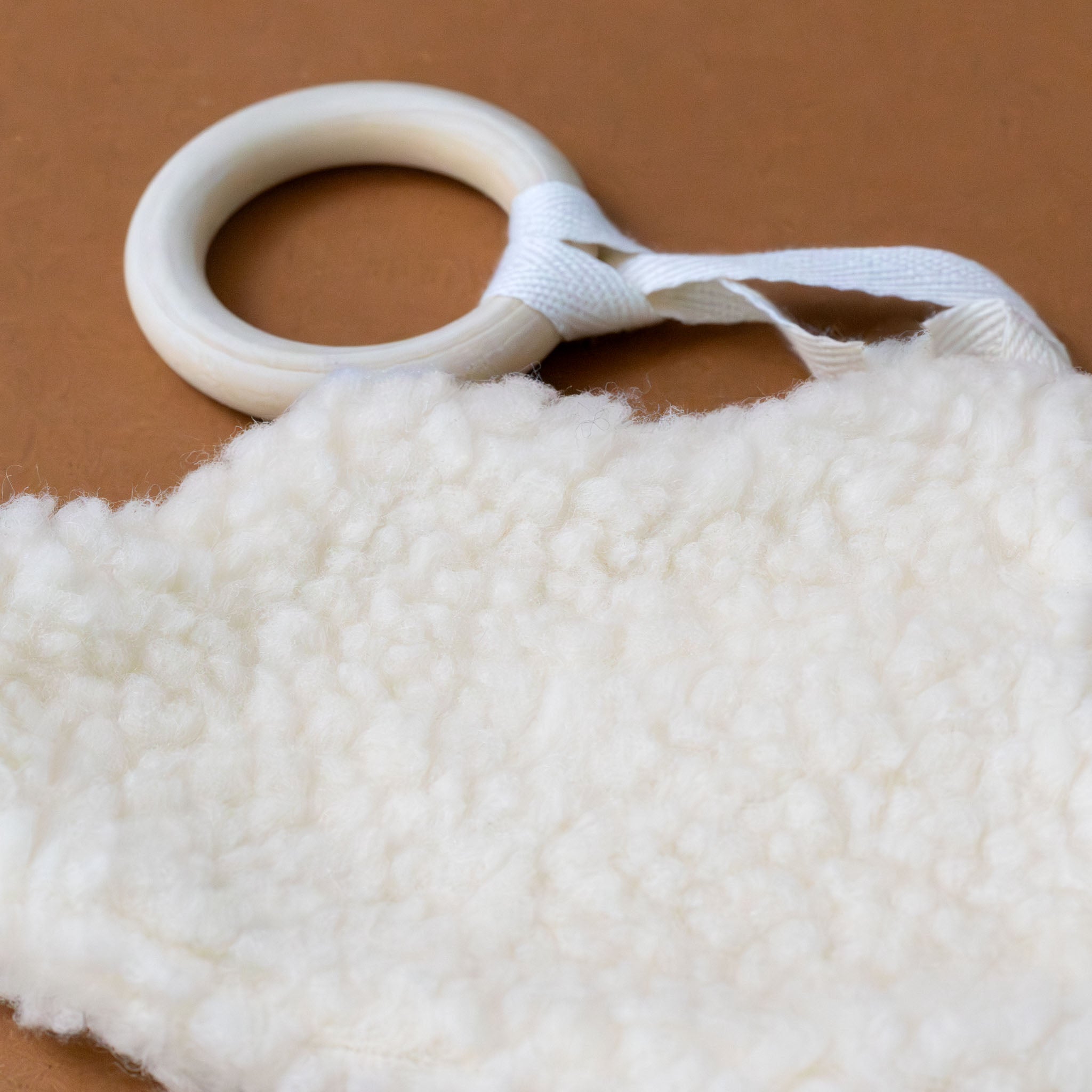 little-sherpa-cloud--lovie-teether-wood-ring