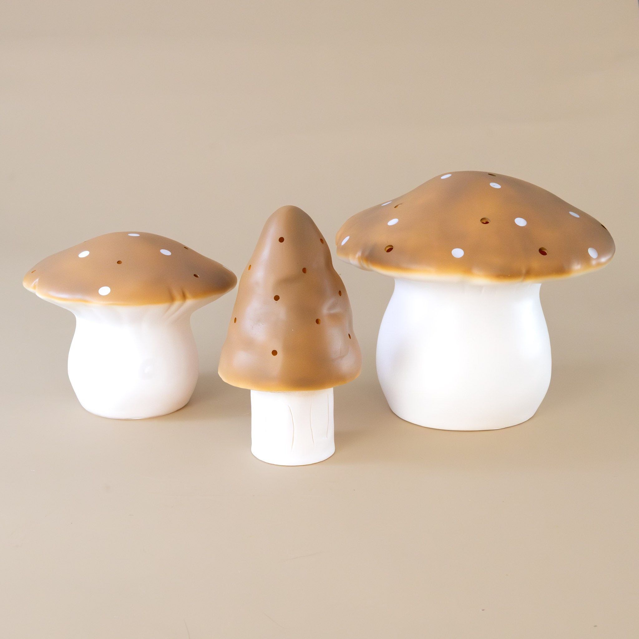 mushroom-lamp-chocolate-large-medium-small