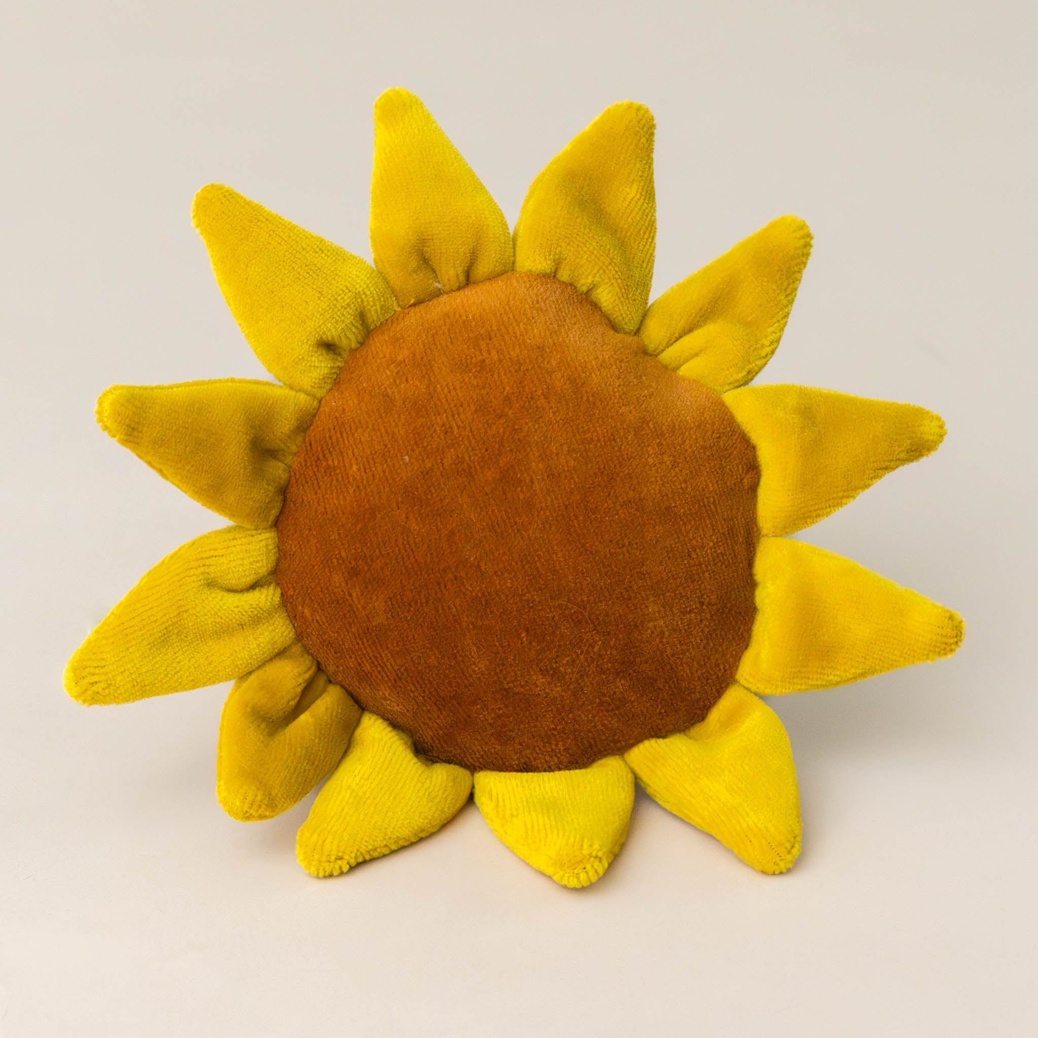 organic-cotton-sunflower-rattle-face