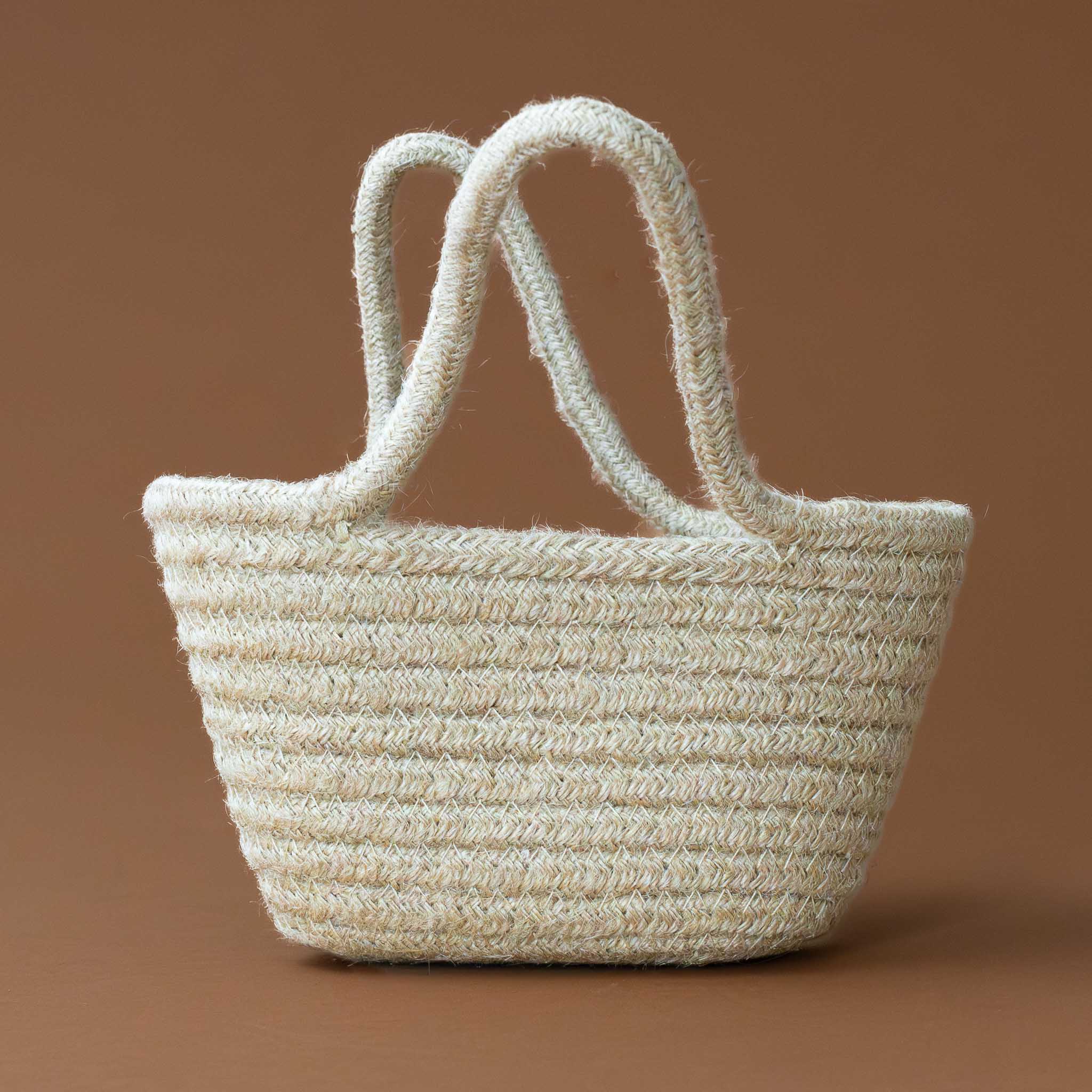 petite-hemp-rope-basket-with-two-handles