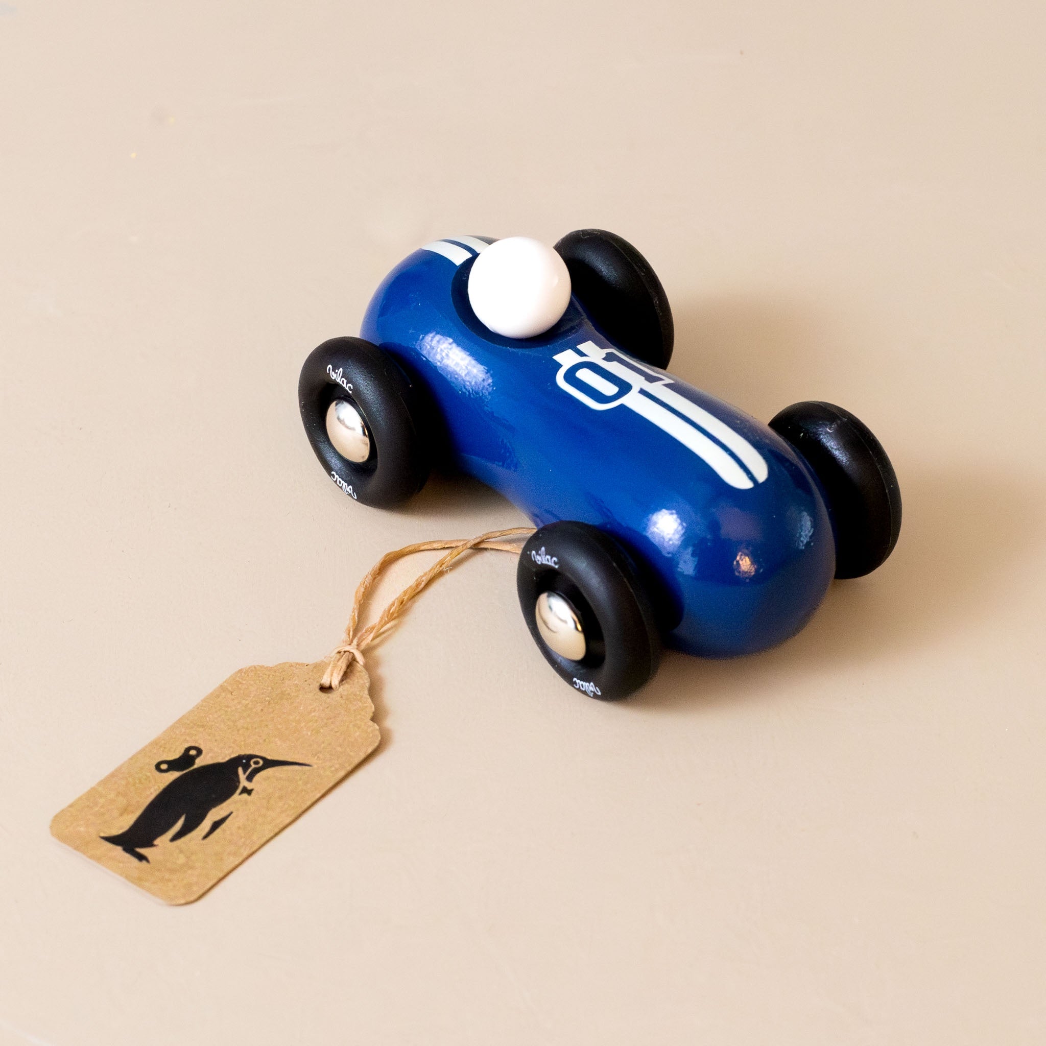 petite-wooden-vintage-streamline-car-blue