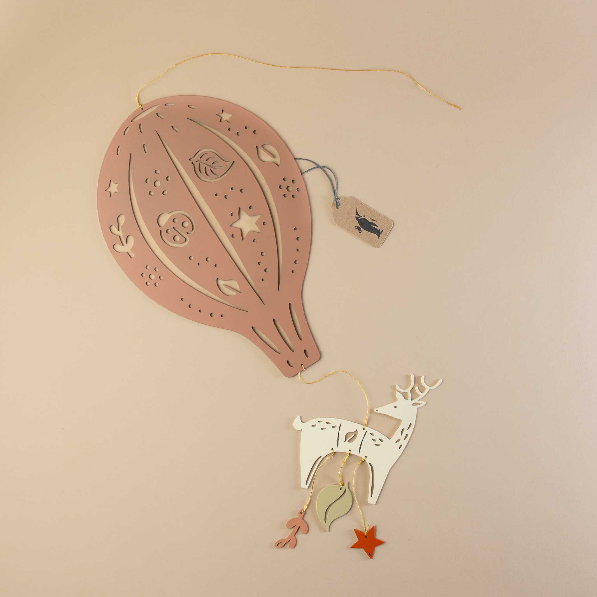 metal-hot-air-balloon-mobile-dusty-rose-deer