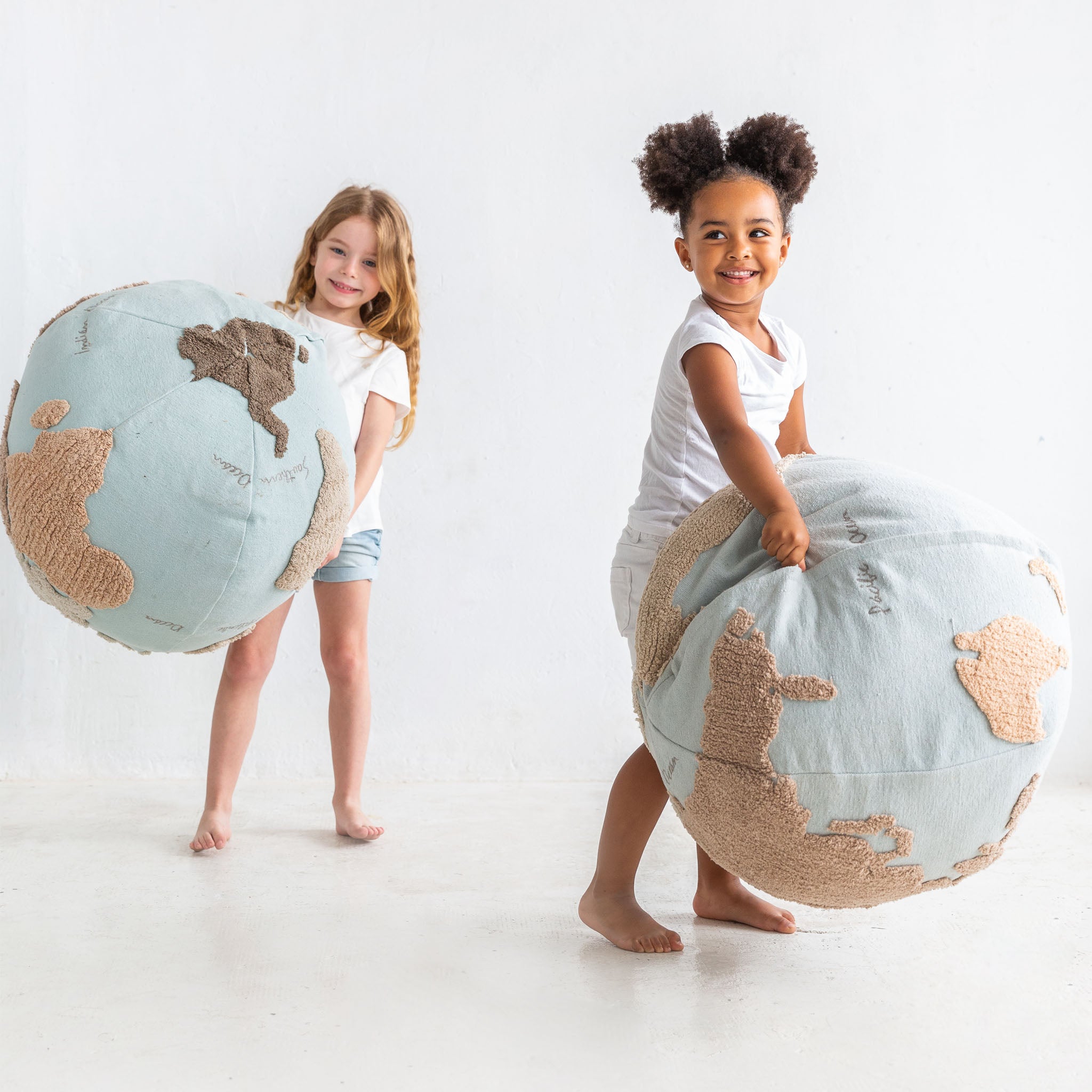 World Map Pouf